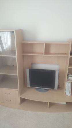 Entertainment center for TV radio and storage for 42-in