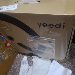 YEEDI ROBOT AUTOMATIC VACUUM 