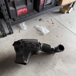 2015+ Air intake MOPAR