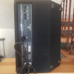 YORKVILE GUITAR MUSICIAN SINGER ACOUSTIC AMP 