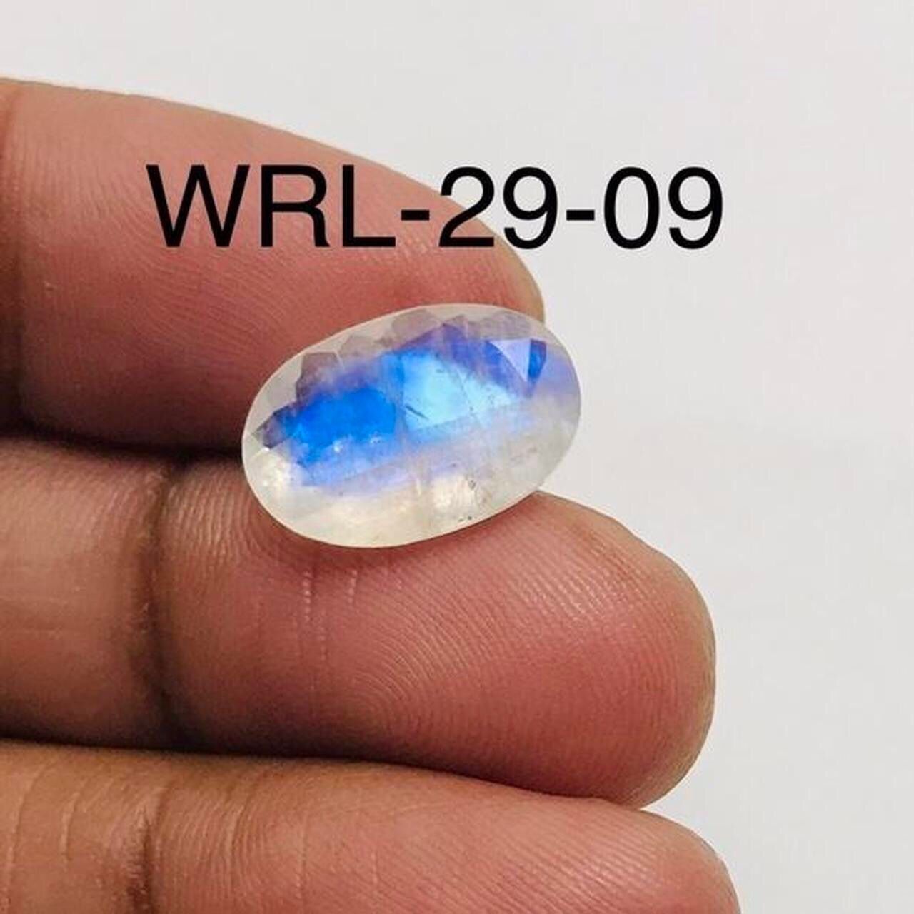 White Rainbow Moonstone Facetted Cut Stone Oval Shape Gemstone-WRL-29-09