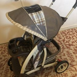 Graco Stroller 4 N 1 In a Very Good Condition