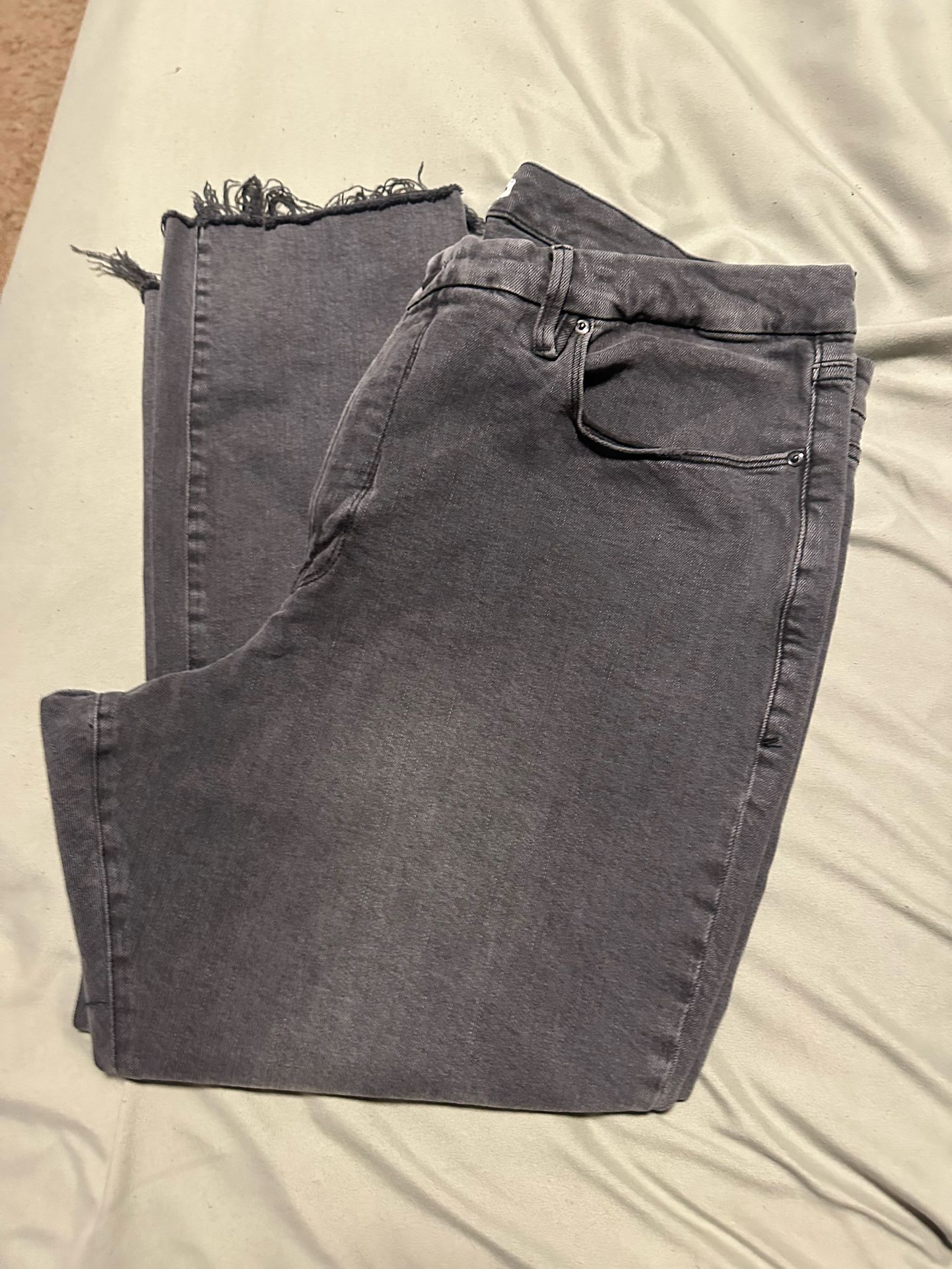 Good American Classic Raw Hem Black Jeans