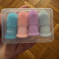 Set Of 4 Viwik Dog Soft Bristle  Toothbrush 