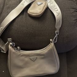 Prada Re-Edition 2005 