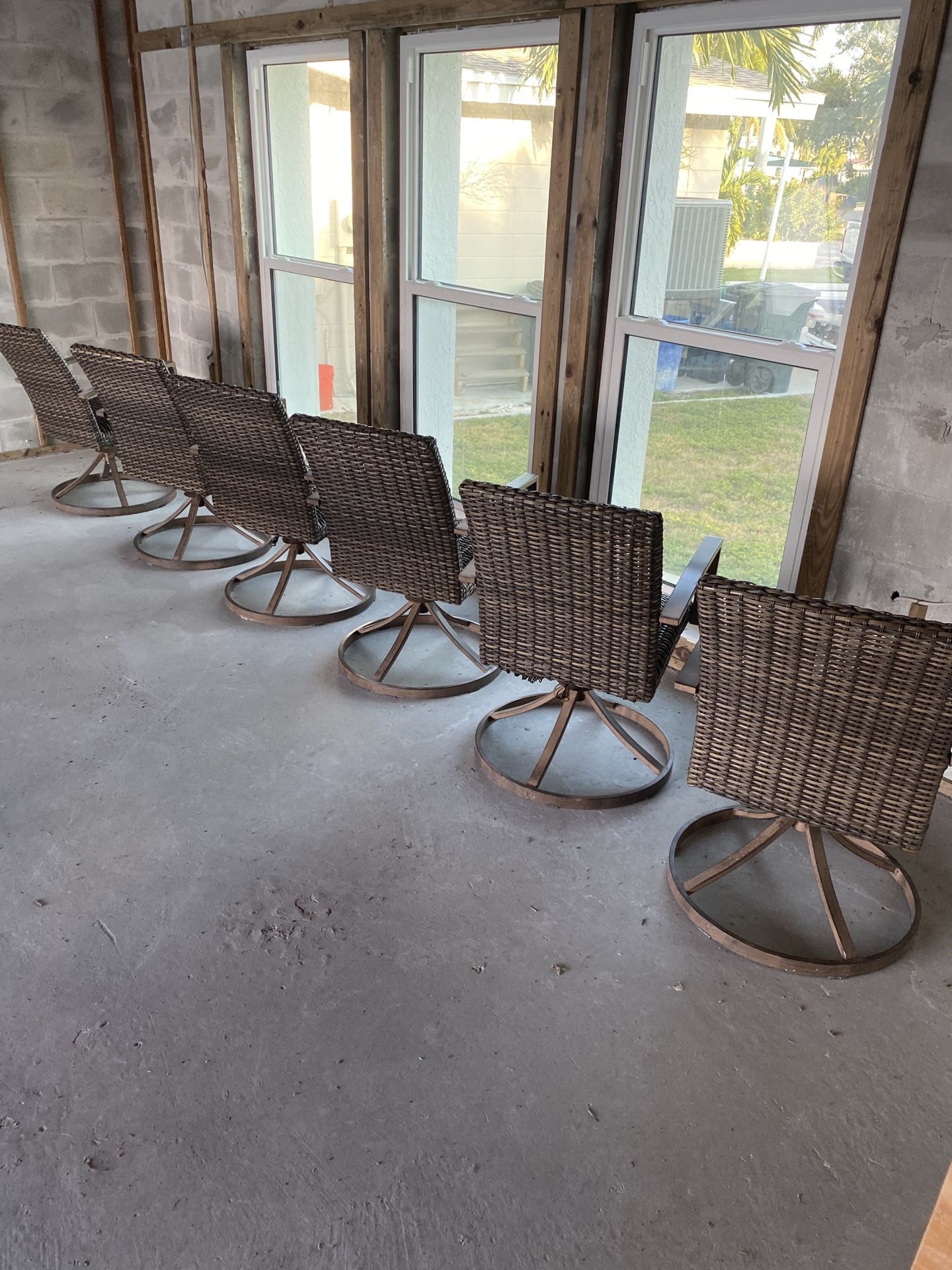 Outdoor Swivel Rocking Chairs