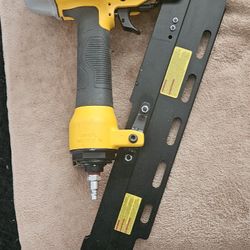 Dewalt DWF83PL 21 Degree Nail Gun  