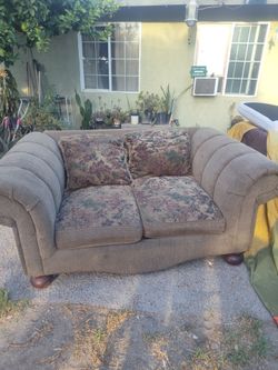 2sofas