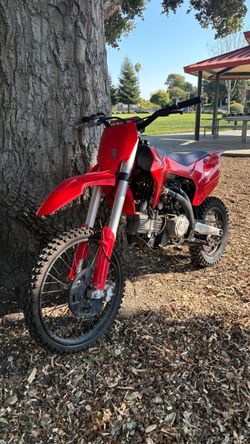 Apollo rxf 150cc dirt bike