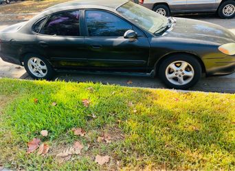 2003 Ford Taurus