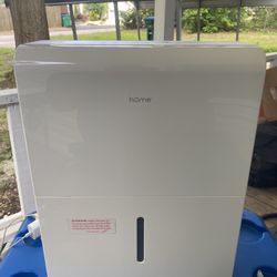 h0meLabs 3,000 Sq Ft Dehumidifier 