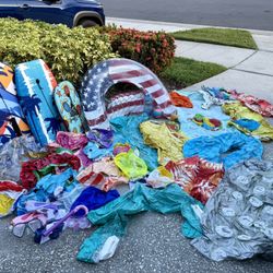 Pool floats, Bodyboard (all included) 