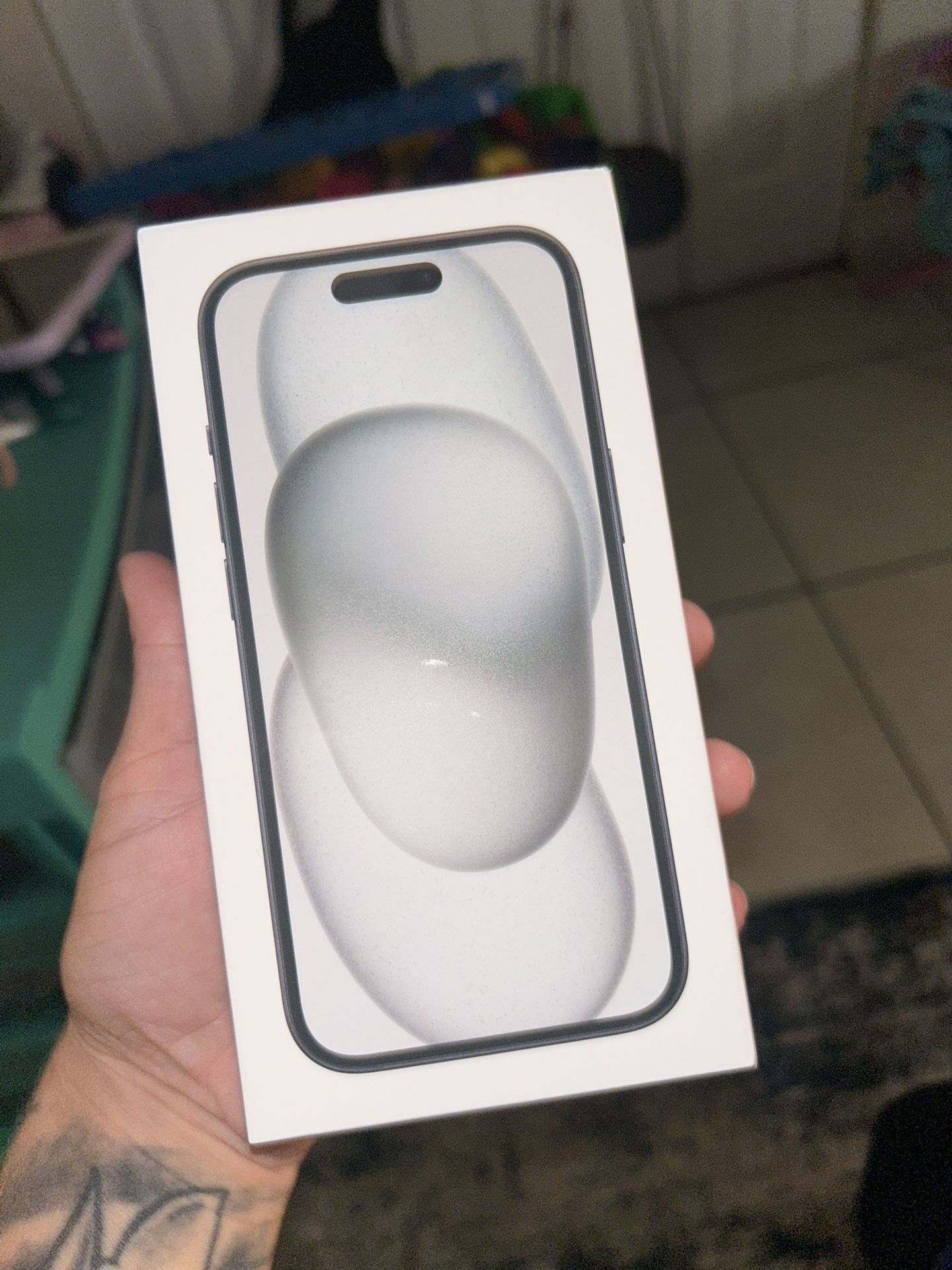 iPhone 15 126 gb