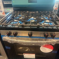 Frigidaire 5 Burner Freestanding Gas Range In Stainless Steel 