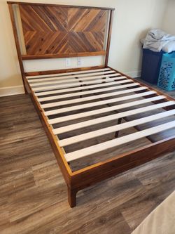 Queen Size Wood Bed Frame