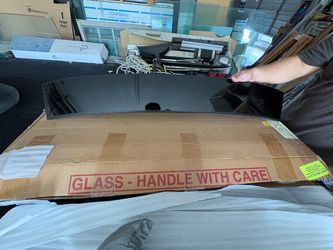 Front panoramic glass 2019 Jetta
