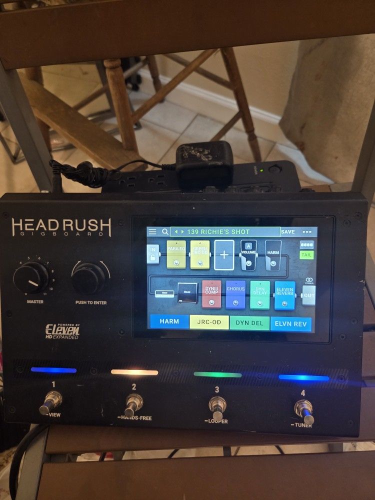 HEADRUSH GIGBOARD 