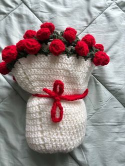 Hand knitted rose blanket