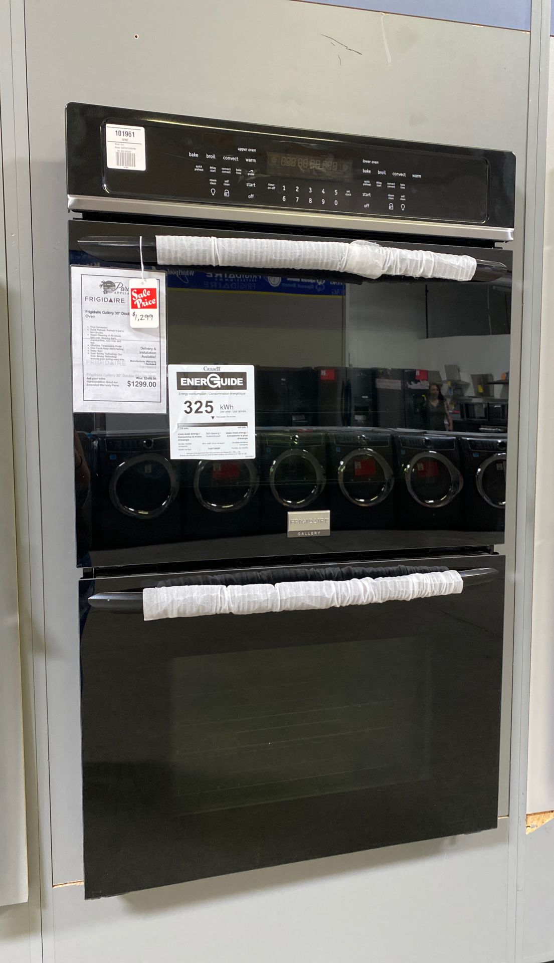 NEW! Black Frigidaire Gallery 30" Double Wall Oven!