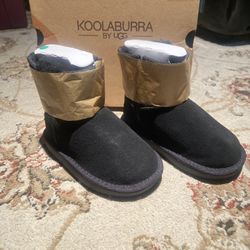 Koolaburra By UGG Victoria mini Boots Size 6