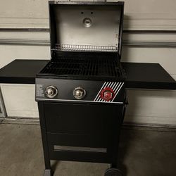 Grill It works very well, like new, it doesn't have Propane 