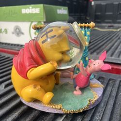 1964 Rumbly in my Tumbly Winnie The Pooh wind up Musical music box walt Disney