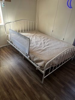 Full bed frame