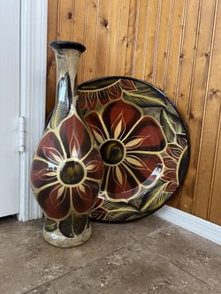 Ceramic vase & plate 