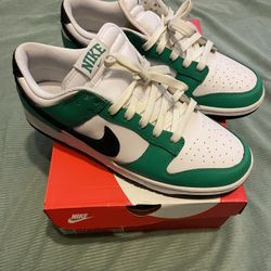 Nike Dunks