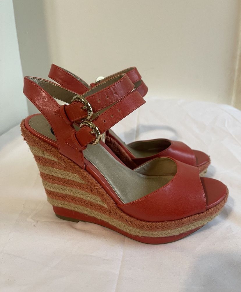 Guess Orange Striped Wedges size 6.5M