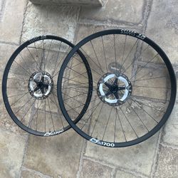 DT XM 1700 Spline 29” Boost Wheelset 350 Ratchet XD Shimano Ice Rotors Brakes Gravel MTB Mountain Bike