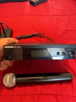 Shure BLX4R wireless Mic System
