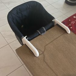 Baby clip on table chair