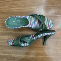 GUESS Y2K THONG KITTEN HEELS