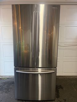 Samsung 30” Refrigerator