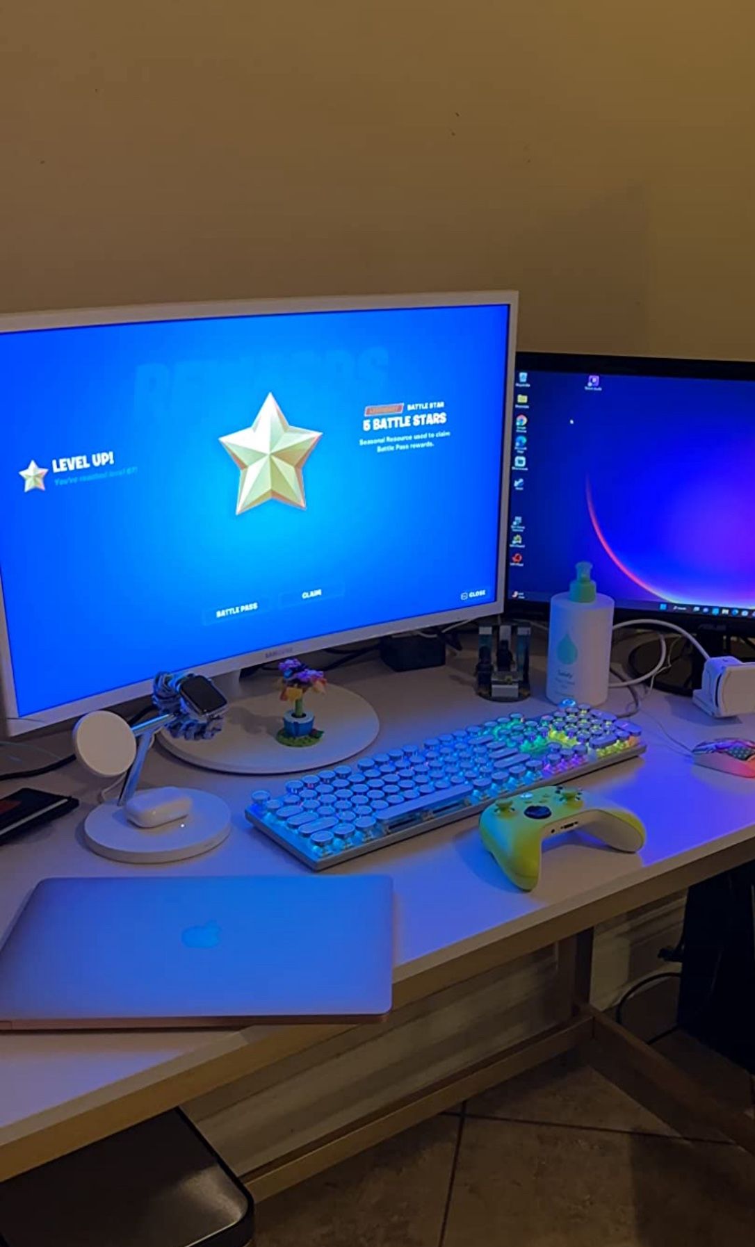 Samsung Curved 27" Monitor