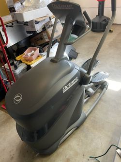 Commercial Grade Octane Fitness Elliptical