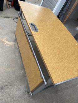 Flip top table