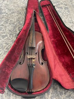 Old 4/4 Violin