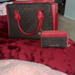 Micheal Kors Set