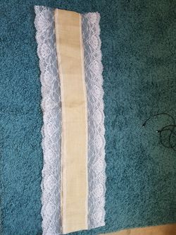 Jute and Lace table runners