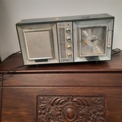 Antique electric clock/radio - $45