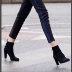 Stuart Weitzman Ankle Boot Size 6.5
