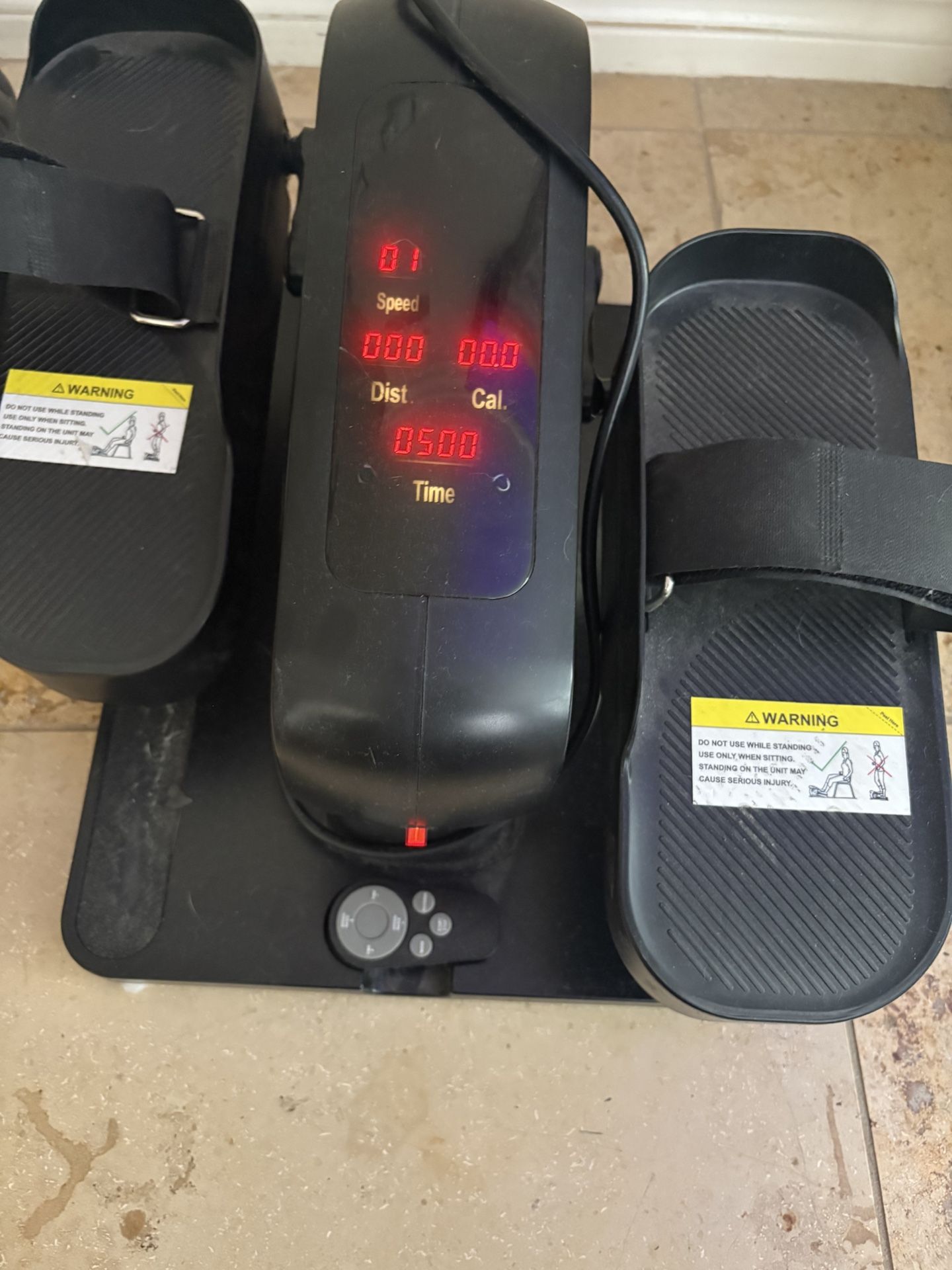 Pedal Machine With Timer And Straps 