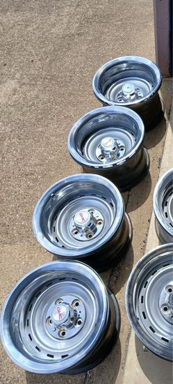 Classic Chevrolet GMC Rally wheels 5x5 15x9 set  $550 CASH ONLY  4 center caps 4 beauty rings #obs #swb #chevy #Chevrolet #Silverado #V8 #Shortbed #pi
