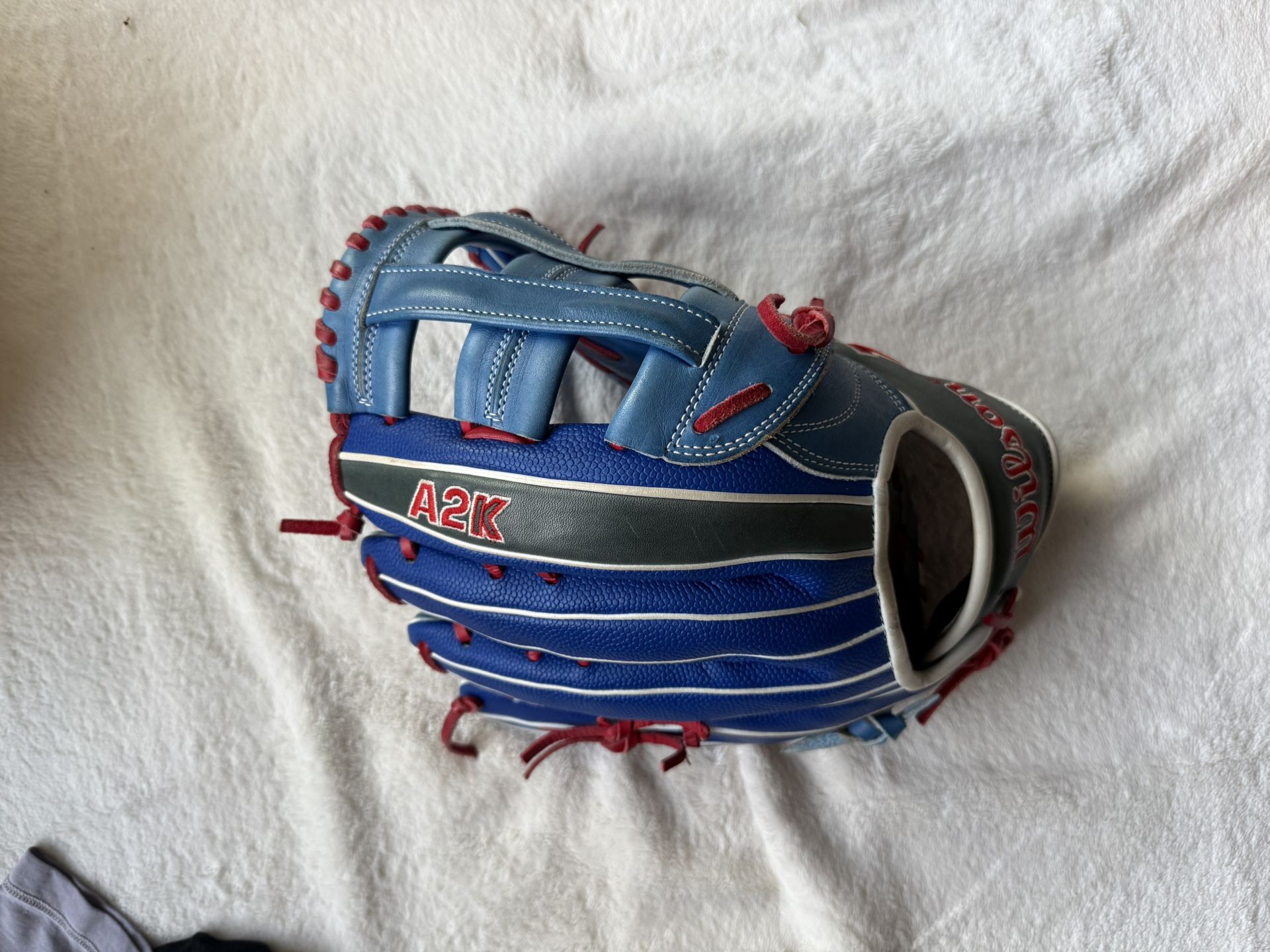 mookie bets 12.5 inch outfielders glove