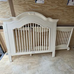 White Baby Cache Baby Crib