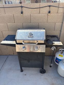 Dyna-Glo 2-Burner Propane Gas Grill