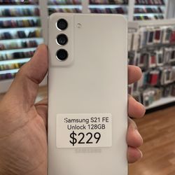 Samsung Galaxy S21FE Unlocked 128GB Great Conditions