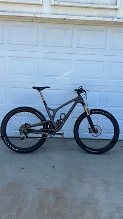 2017 Evil The Following Carbon 29er – Large – Fox 34 Factory / XX1 / Roval Carbon wheels